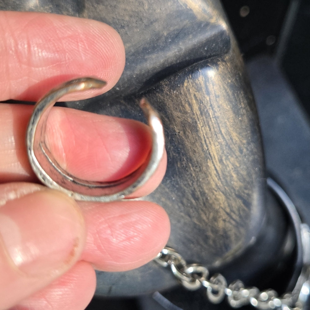 Silver Chain ring attached Bracelet Black leather snap - Picture 5 of 7